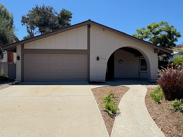 Family-Friendly 5 Bedroom Westwood Home with Club Access & Top-Rated Schools