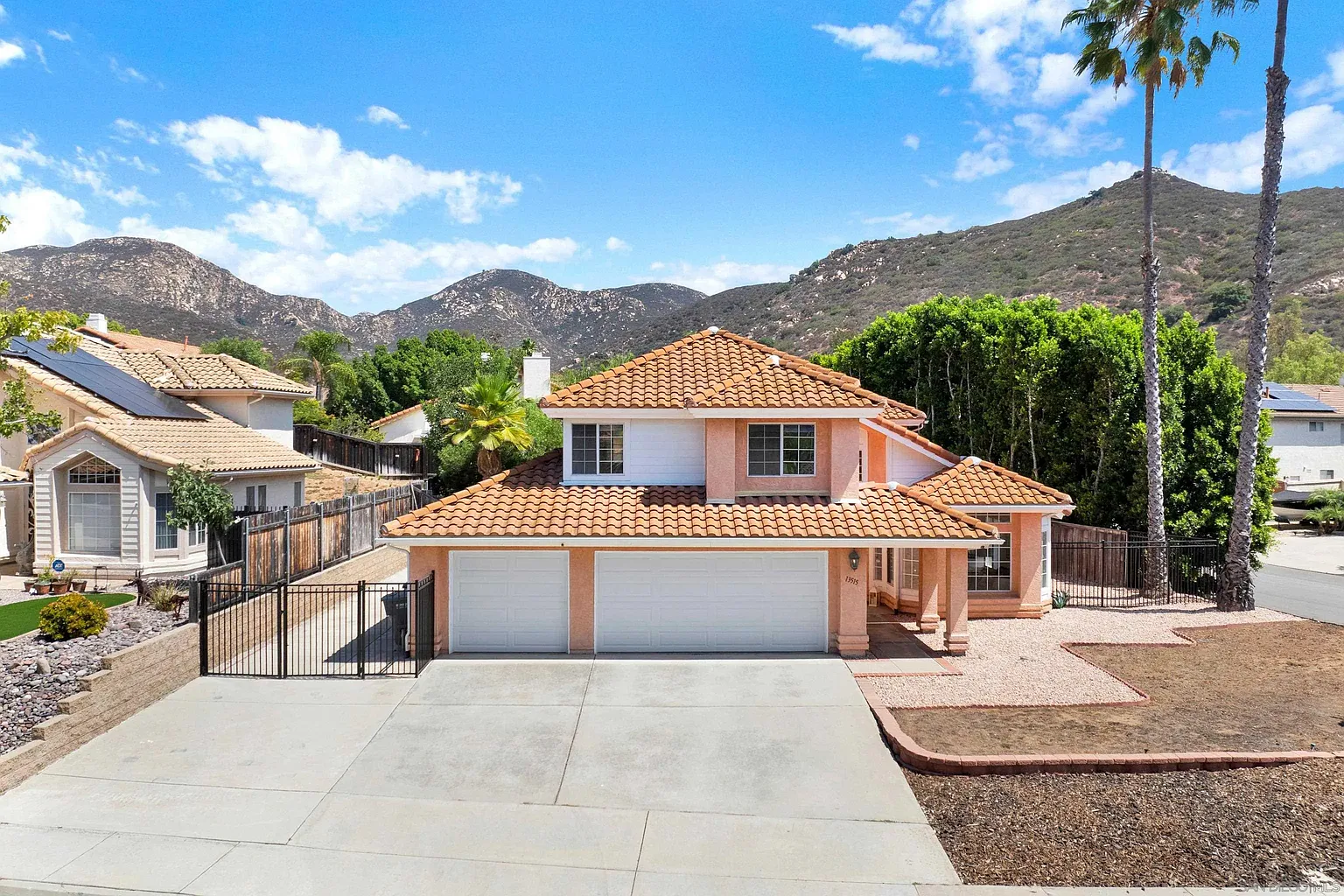 Spacious 5-Bedroom Home in Sycamore Creek | Poway Schools & No HOA!