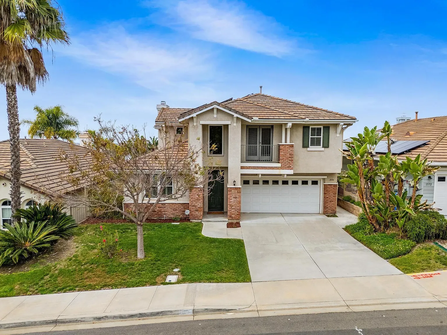 Your Dream Home in Santa Fe Hills with Views & Endless Space
