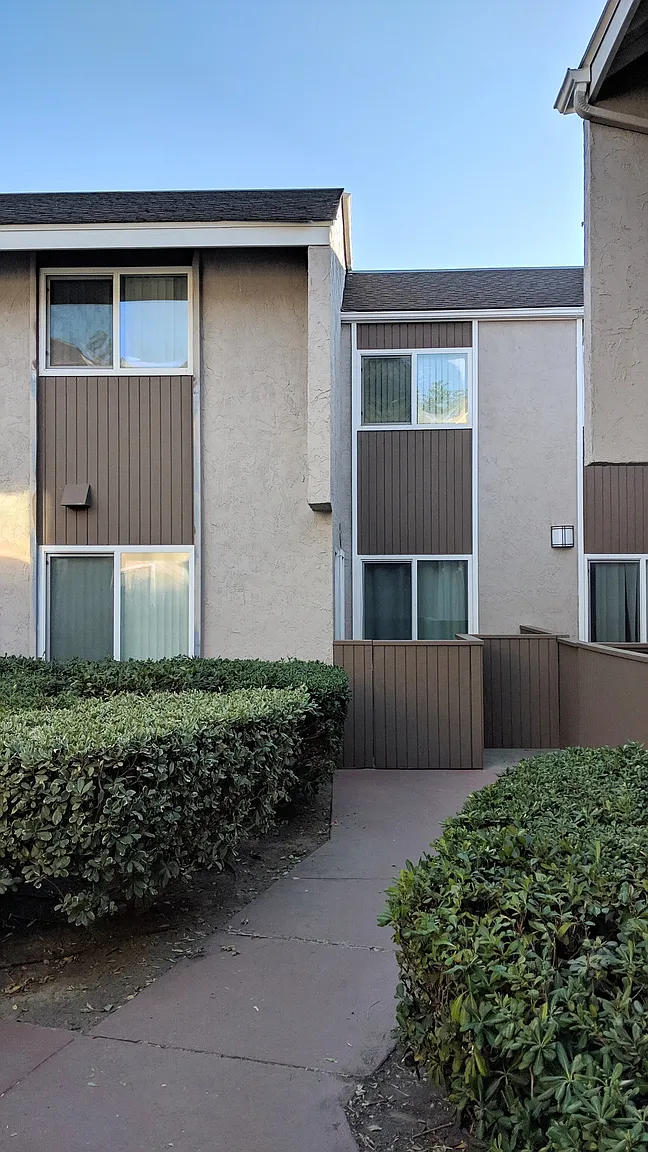 Freshly Updated 2BR Condo Near SDSU | Gated Community & Pools